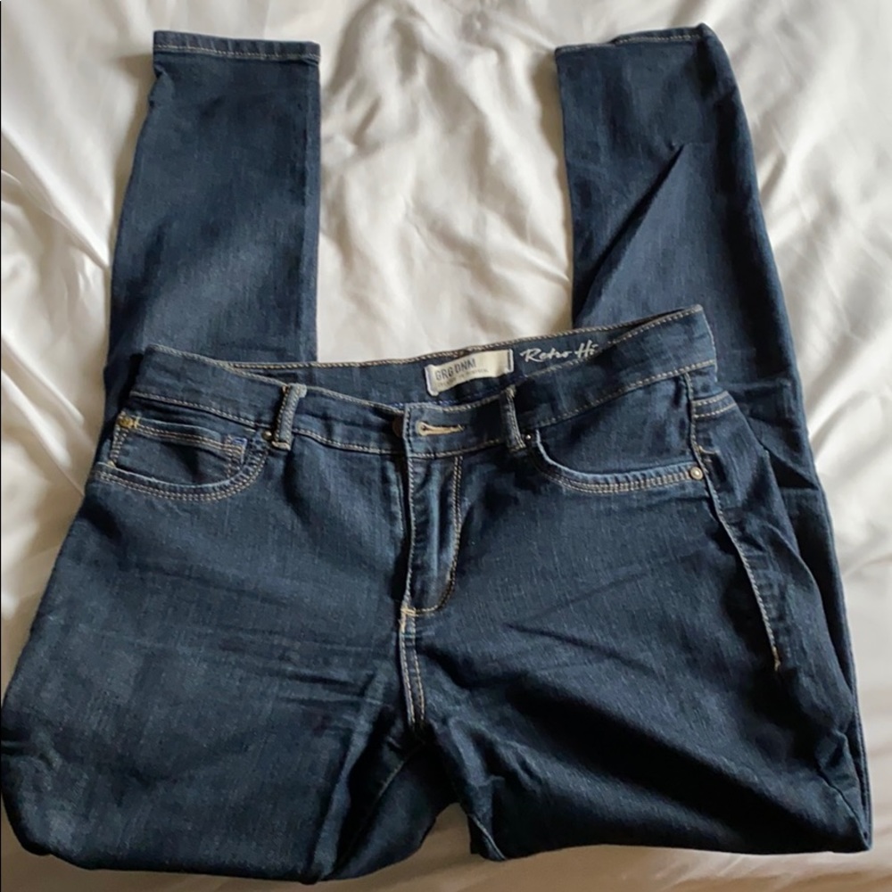 High waisted jeans
